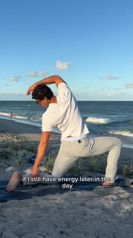 I said yes to the things that make me uncomfortable because that’s where growth happens. It’s not about being perfect, it’s about showing up, making no excuses, and still taking time to celebrate your wins… mine usually involve good food! #vuoripartner @Vuori Clothing 