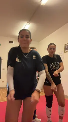 Post allenamento  #neiperte #viral #goviral #fyp #foryou @Gioia:) @_la_marti._ 