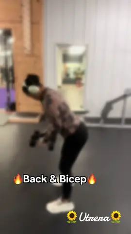 Quick back and bicep workout  Save & share… #GymTok #mondaymotivation #gymgirl #foryoupage #workout 