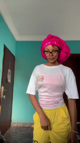 This trend😌#dance2025 #tiktoktrend #fyp #creatorsearchinsights 