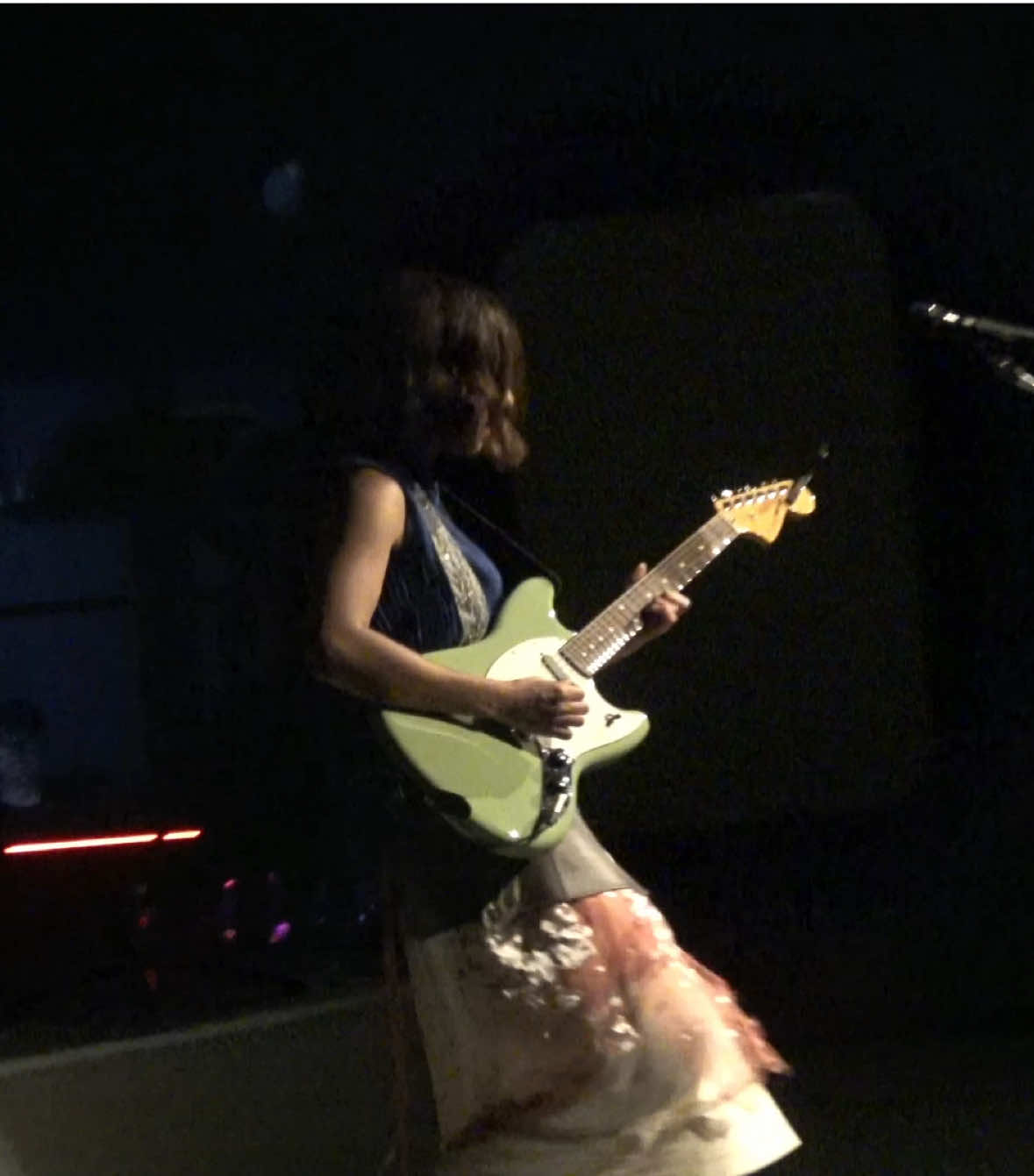 Estar em turnê com um show fresquinho é gostoso demais. A novidade quase sempre é. Mas a pimenta mesmo tá nas pessoas e que time quente e temperado o nosso, viu! A estrada tem outro sabor com uma equipe tão massa e astral!  Esse final de semana foi muito especial! Recife, Natal e João Pessoa. Mar de vários azuis! Público tão bonito!  Biel voltou com ensolação e Bessa apareceu platinado.  Bom demais!  Muito obrigada!