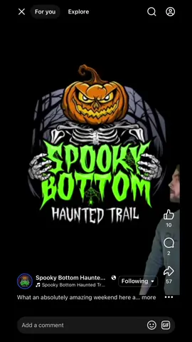 As you can tell I’m a little terrified of chainsaws 😂🥴😂 So far the best haunted house I have been to ❤️  @Spooky Bottom #hauntedhouse #fyp #foryoupage #somuchfun #hauntedtrail 