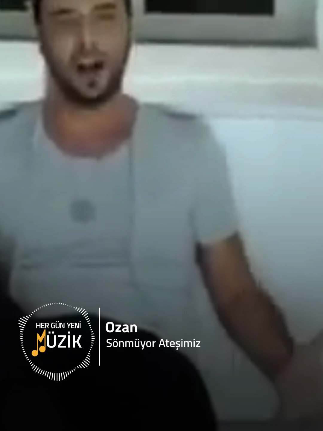 🎶 İsteklerinizi yoruma yazın ❤️ #Ozan #SönmüyorAteşimiz #HerGünYeniMüzik 🎤 Ozan - Sönmüyor Ateşimiz