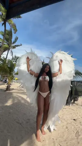 Se vienen fotos @andresbrito #fyp #fakebodyy⚠️ #paratiiiiiiiiiiiiiiiiiiiiiiiiiiiiiii #victoriasecretangel 