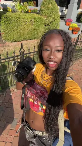 lil miss photographer #newnails #nailphoria #grills #grillz 