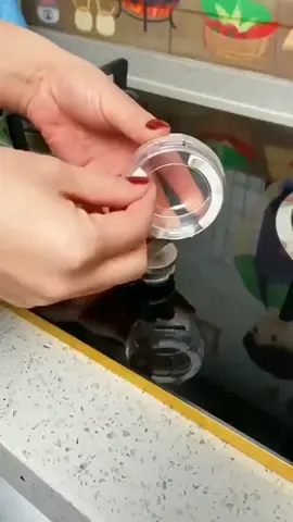 ‼️Link nos comentários ‼️ 👶✨ Chega de sustos na cozinha! Essas tampas de segurança impedem que as crianças girem os botões do fogão — simples, eficaz e super fácil de instalar! 🔒💡 ➡️ Ideal para quem quer uma casa mais segura sem perder a praticidade. 🛒 Encontre o seu com frete grátis! #SegurançaInfantil #CasaSegura #DicasDeMãe #ProteçãoBebê #AchadinhosDaShopee #SegurançaDoméstica #MaternidadeReal #DicasDeCasa #VendasOnline #ProdutosQueAmamos #ShopeeAchadinhos #ViralShopee #ProdutosÚteis