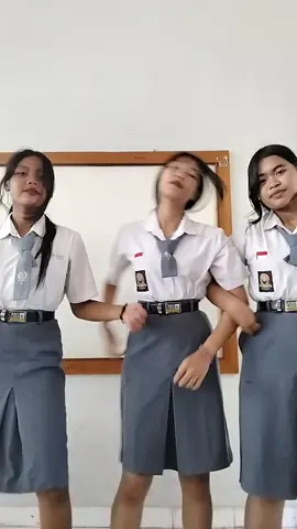 play play play play #fyp #dancetrend #shakeitoff #shs #smkbisa 