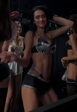 #ameliagray for #victoriasecret2025 #fyp #viral #xzyabc 
