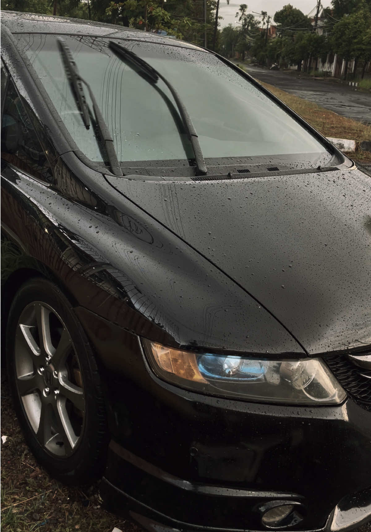 ini bukan soal hujan 🗿. tapi soal Odyssey 😌#fyppppppppppppppppppppppp #fypシ゚ #fyp #hondaodysseyihcc #hondasensing 