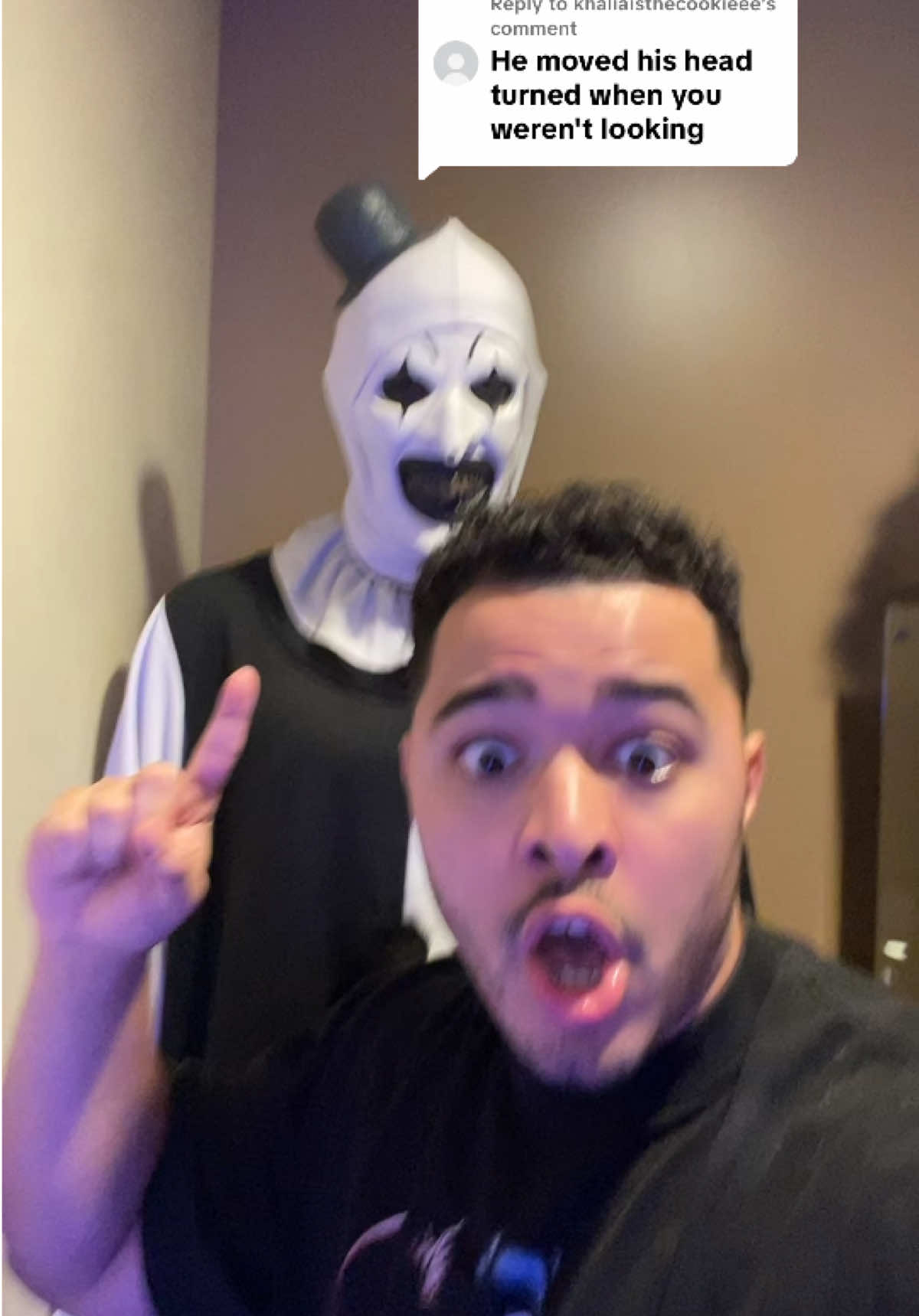 Replying to @khaliaisthecookieee yall be trolling too much🤦🏽‍♂️who’s better ghostface or chucky?🤓#fyp #tiktoklive #hhn #terrifier #tiktokhalloweencontest 