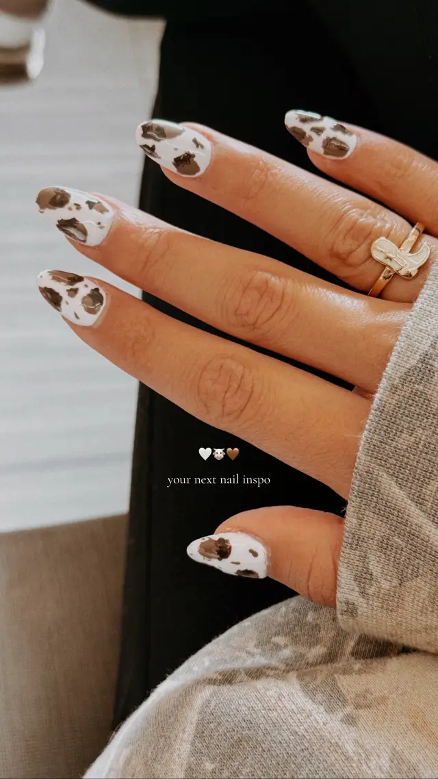 absolutely in love with these #nailinspo #western #cowprint #nailtok #fall #westernnails #country #ellalangley #choosintexas 