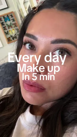 A 5 min makeup tutorial explained in 2 min flat? Yes please.  #grwm #makeuptutorial #tutorialtok #everydaymakeup #BeautyTok