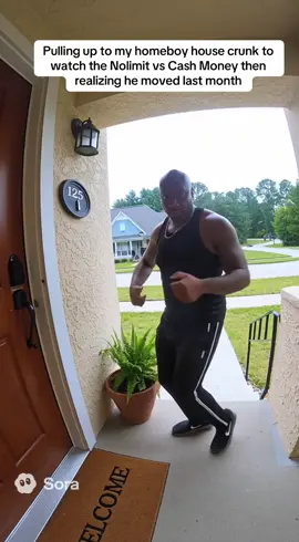 Pulling up to my homeboy house crunk to watch the Nolimit vs Cash Money then realizing he moved last month