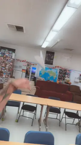 Airplane engineer #fyp #foryou #classroom #funny #Aeen 