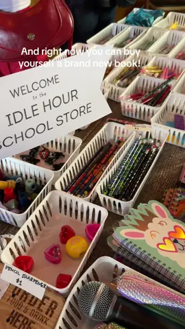 When your local bar hosts a scholastic book fair for adults #scholasticbookfair #booksandbooze #bookish #bookbar #idlehour 