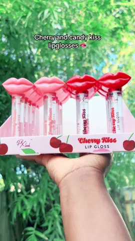 This kiss lipglosses are ittttt #lipglossscoops #lipglossscoops #lipglossbusiness 