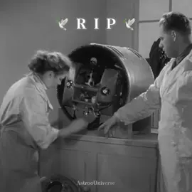 Laika the space dog was a stray dog in moscow that is known for sacrificing herself to see how body’s react to being launched into orbit. Laika wasn’t the only animal sent into orbit 48 dogs, 15 monkeys and 2 rabbits were sent into space. RIP to everyone of those animals. 🕊️ IB: @✞ＩＲＡ✞ #space #universe #Astronomy #laika #sovietunion 