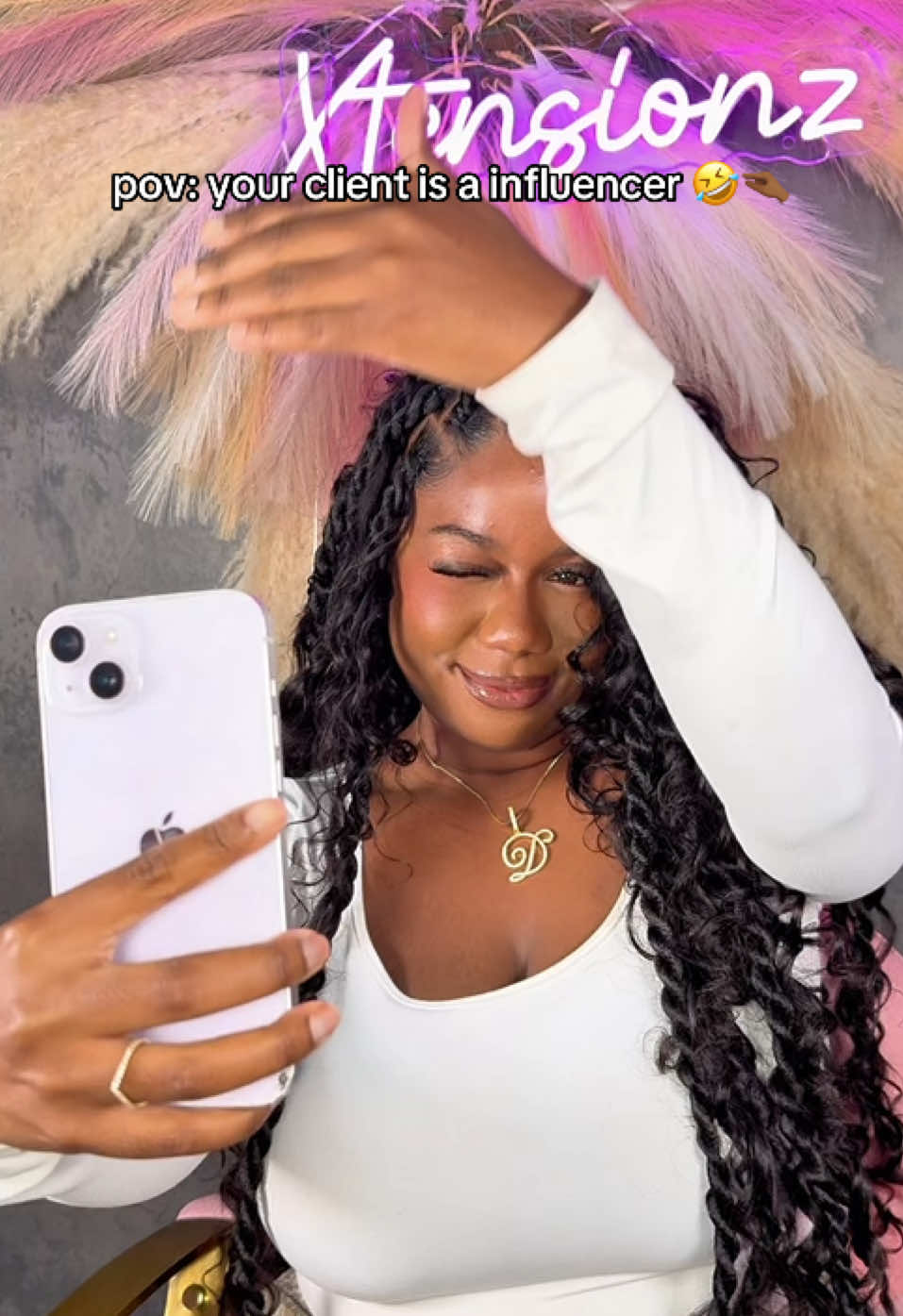 pov: you’re client is a beauty influencer 🤏🏾🤣📸 #nycinfluencer #beauty #nycbeauty #nychairstylist #njhairstylist #blackgirlcontentcreator #relatable #comedy 
