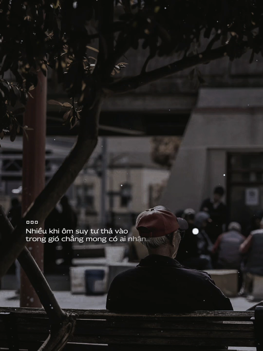 Nụ cười luôn trên môi nhưng trong lòng ta chất chứa bão giông ai thấy không #trambuon12 #nghelasuy12 #tamtrang ##SBKentertainm 