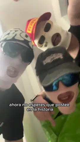 SEGURO KE ESTÁ FLOTANDO EN UN RÍO #tussiwarriors #humor