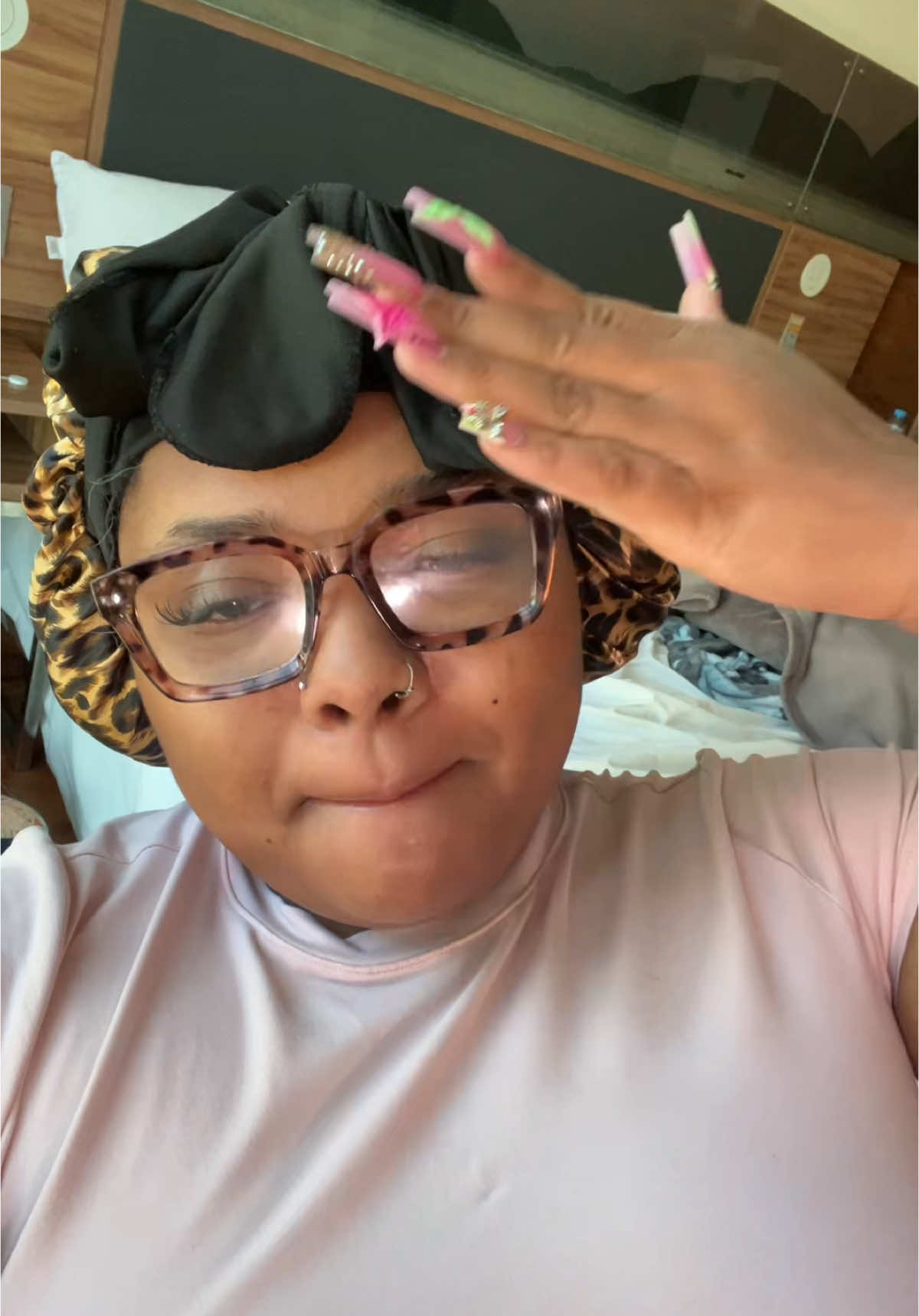 Did I just make a transition😝😭 #makeup #transition #fyp #keibeingkei #blackgirltiktok #makeuptransition #fypage #beauty 