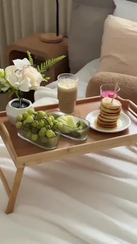 🛍️Bandeja 50x30cm Mesa de Café da Manhã na Cama Mesinha Multiuso#bandejadecafenacama #mesinhamultiuso #cafenacama #bandeja #praticidade