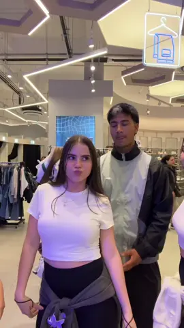 @Trillizas Henao @Ismael Sánchez ❤️🖤 