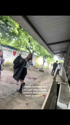 Siempre con la mejor actitud vv😘#fytシ #decimoA #popular @alii @👻 