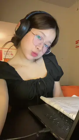 Thâu đêm mà vẫn còn sức quay cỡ đó😇 #fyp 