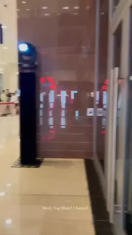 #model #female #student #Top #💛💚💙 