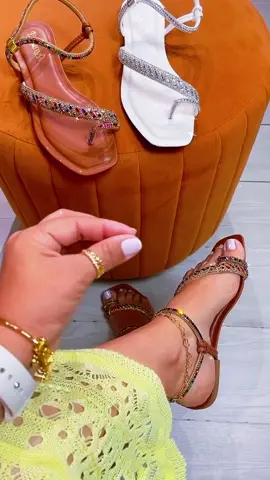 *Oferta Relâmpago* ⚡️  Rasteirinha Feminina Sandália Modelo Stras Quadrado Super Lançamento  De R$69,90❌ 🚨por R$39,98  https://s.shopee.com.br/40Y3xN0Fay #sadalia #rasteirinhas 