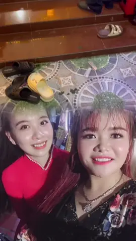 Bạn ra đi không ai có thể tin được. Mình mới gặp mới ngồi nhậu với nhau mà. Ngủ ngon nha cô bạn bé nhỏ của tui😔😔@Kim Chi (Bột) 