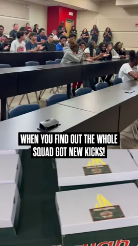 Dev surprised a local HS basketball team with new kicks! 🔥👟 #Spurs #NBA 