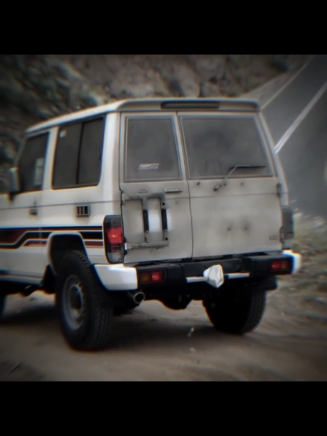 #CapCut اذا سمعت هاذه الصوت وانت في الصحراء طفه الانوار واسرع ميتين200#قوالب_كاب_كات #جيب #ربع #طناخة 