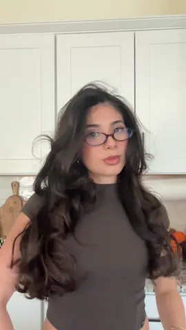I just wanted to show my hair that’s all 🤭✨ (I used my @Shark Beauty then the @Overnight Blowout rods to preserve it 🫶🏼) #sharkbeauty#overnightblowout #hairtok#hairstyle  