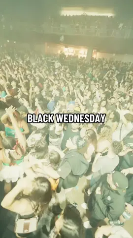 CHICAGO, A LATIN RAVE IS COMING‼️🔥🪩 When: NOV 26th, Black Wednesday Where: Ramova Theatre Time: 9PM Age: 18+  🎟️ @ masedm.com Percentage of the proceeds will be donated to the National Immigrant Justice Center  #rave #edm #blackwednesday #latinedm #chicago 