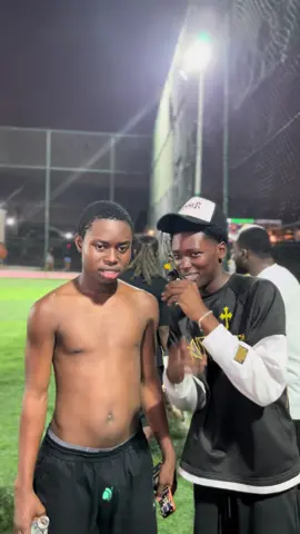 Convo w/ @₱ɆⱠⱠɆⱤ Claiming he is SINGLE! & listen to his red flag 🚩 😭😂   cc: @goodestboi_4eva  #fyp #viral #trendingvideo #peller #jbillionzgh 