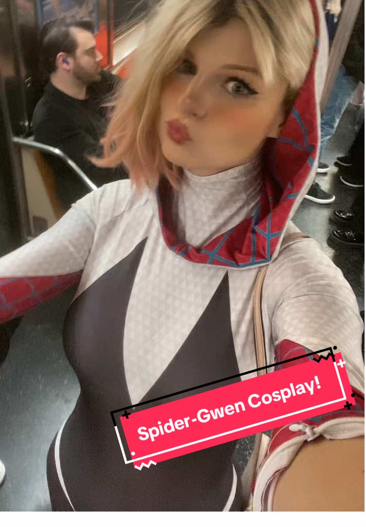 Make sure to watch all the way to see @Abby Andrew as Felicia! #cosplay #cosplaygirl #nycc #newyorkcity #newyorkcomiccon 