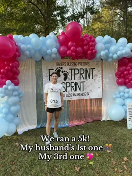 Kudos to pregnant mamas who run because ya girl was not doing too good 😂 #pregnanttiktok #pregnancytiktok #MomsofTikTok #5krun #Running 