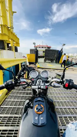 Pindah pulau dulu 😜😎#rxking135cc #stylepakguru #rxking2003 #rxking2003hitamoren #rxkingindonesia 