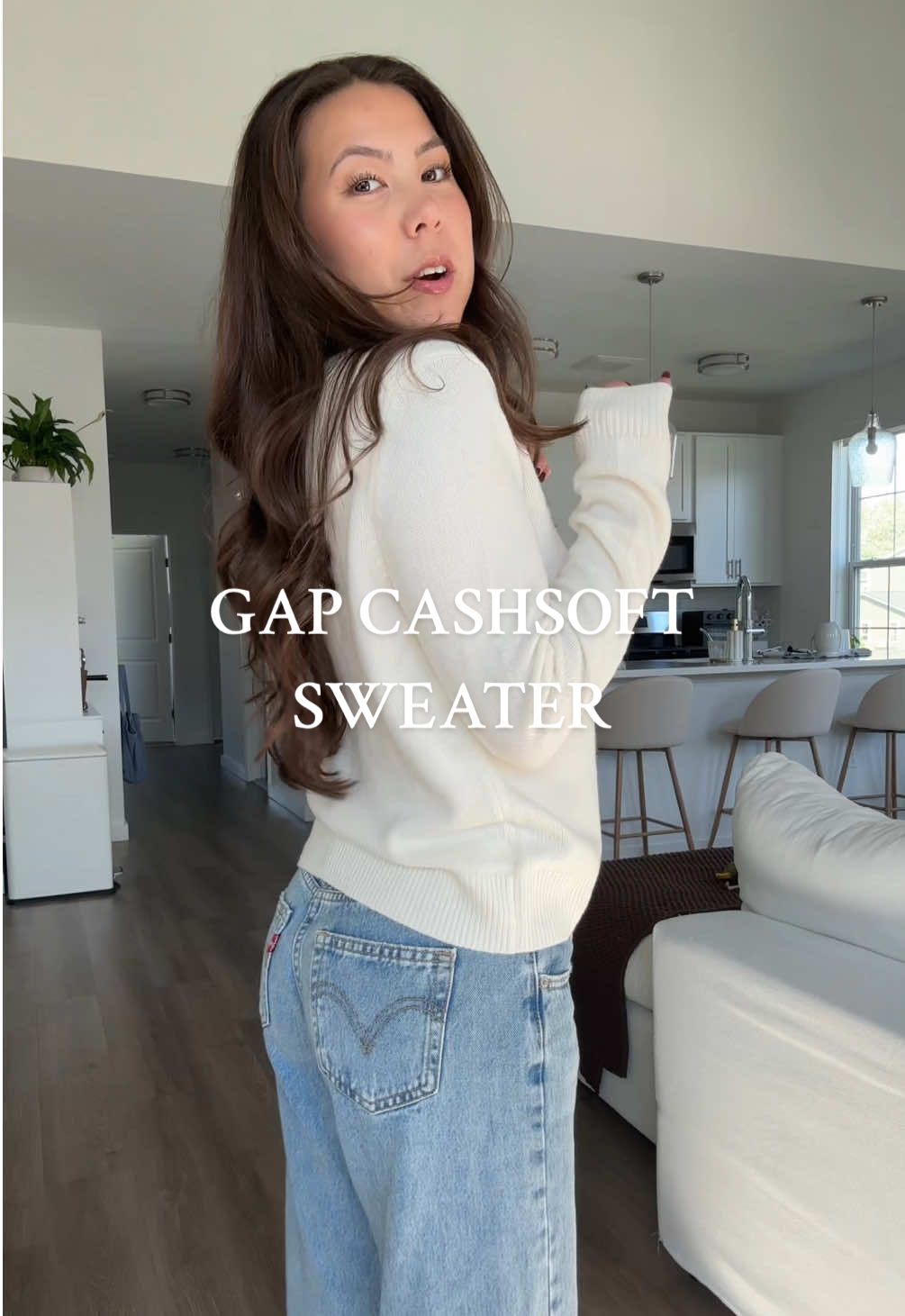Cloud soft sweater of my dreams :))🤍 #gapcashsoft #crewnecksweater #cozysweater #tiktokshopcreatorpicks #tiktokshopblackfriday @Gap 