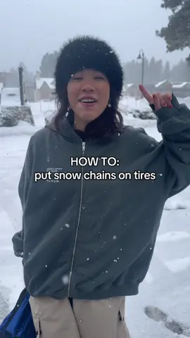 use this for the next time you’re in the snow! #snowchains #tutorial #howto #snowboarding #girlsnowboarder 