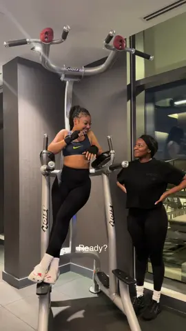 Motivation through every rep… even the ones we have to redo 😉💪🏽 #personaltrainer #gym #toronto 