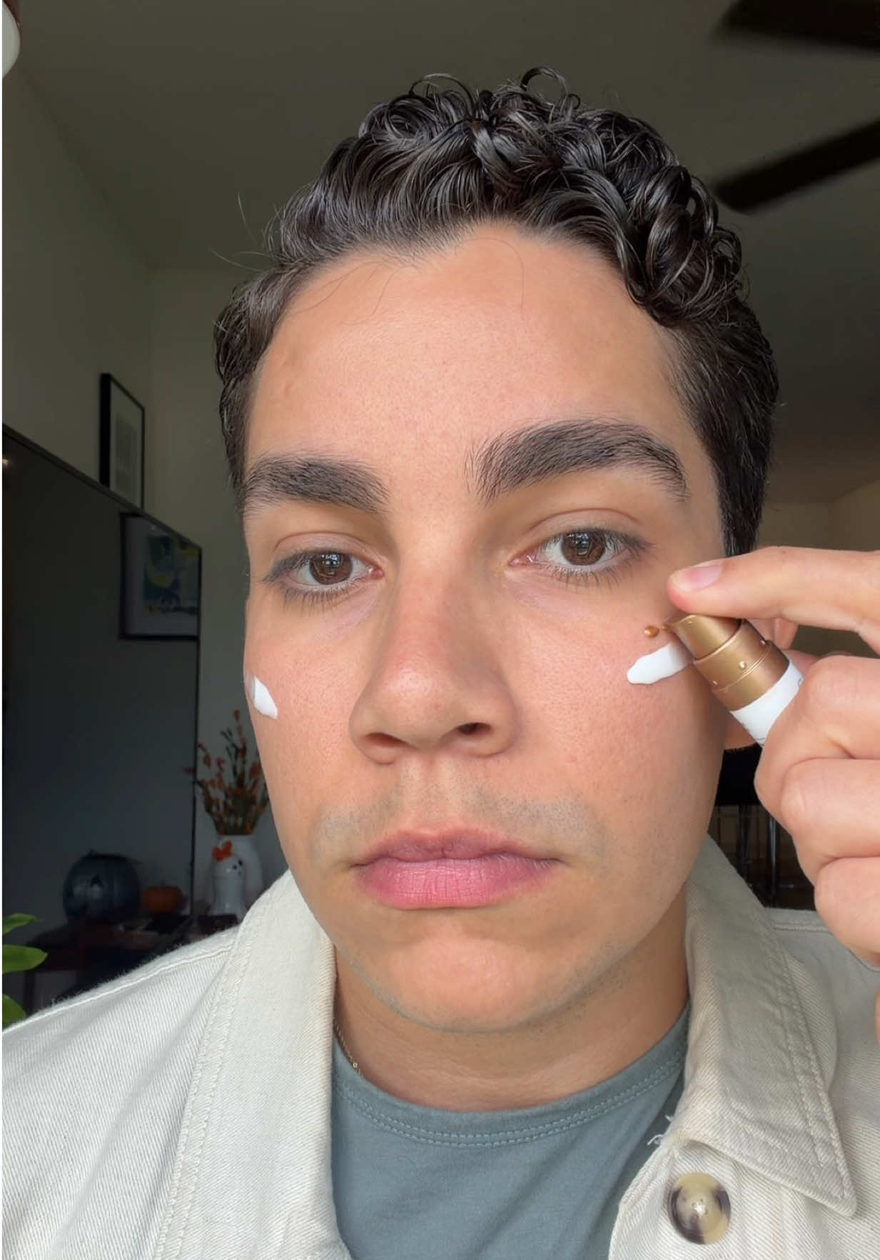 Quick makeup to go out, using all my favorites from @Saie🤎 took my notes from the best @Shainoffools and @facebyjack #menstyle #makeup #fypシ゚viral #foryoupage #menskincare 