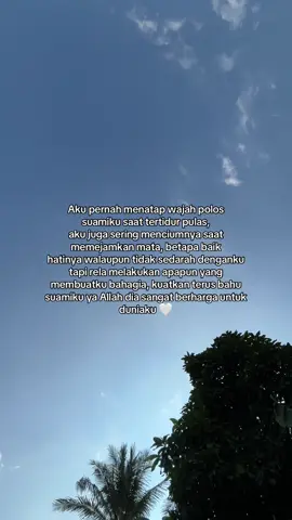 Kaulah dunia dan akhirat ku😘🙏