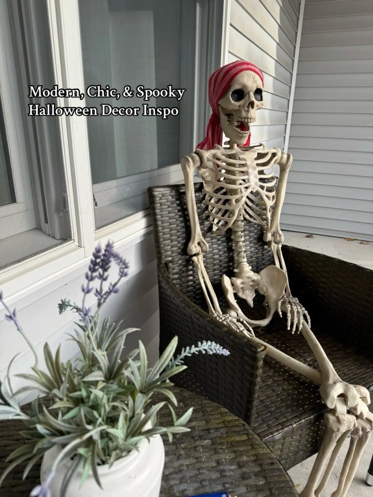 Skulls, spiders, webs, and black taper candles will do the trick!! Simple, elegant, chic, yet spooky. If you’re aiming to keep things subtle, but festive and not tacky, this is the way to go! #homedecor #halloweendecor 