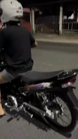 ag bergaya, ojo kok delok ngnti bar #media_twostroke0 #fouryoupage #abcxyz #fyp #fizr_2stroke 