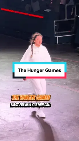 Check out the curtain call at the first preview of the new stage adaptation of The Hunger Games at the new London theatre Troubadour Canary Wharf Theatre 🏹 #theatre #westend #thehungergames #katnisseverdeen #hungergames 