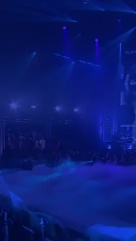 DON MALIK Ft Big Naughty, JUSTHIS - EYE Lagu ini menceritakan kisah kelam tentang perjuangan melawan trauma dan perjuangan untuk tetap hidup. Ini adalah narasi puitis tentang penyembuhan diri dan mengajarkan bahwa trauma dapat diubah menjadi sumber kekuatan #donmalik #bignaughty #justhis #smtm #hiphop