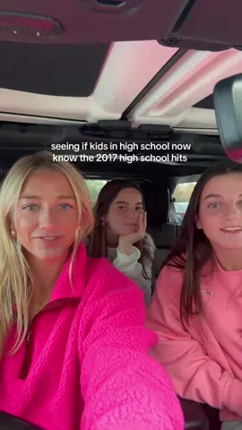 I’m actually impressed @Maya 🤪 @Lilly #2017 #highschool 